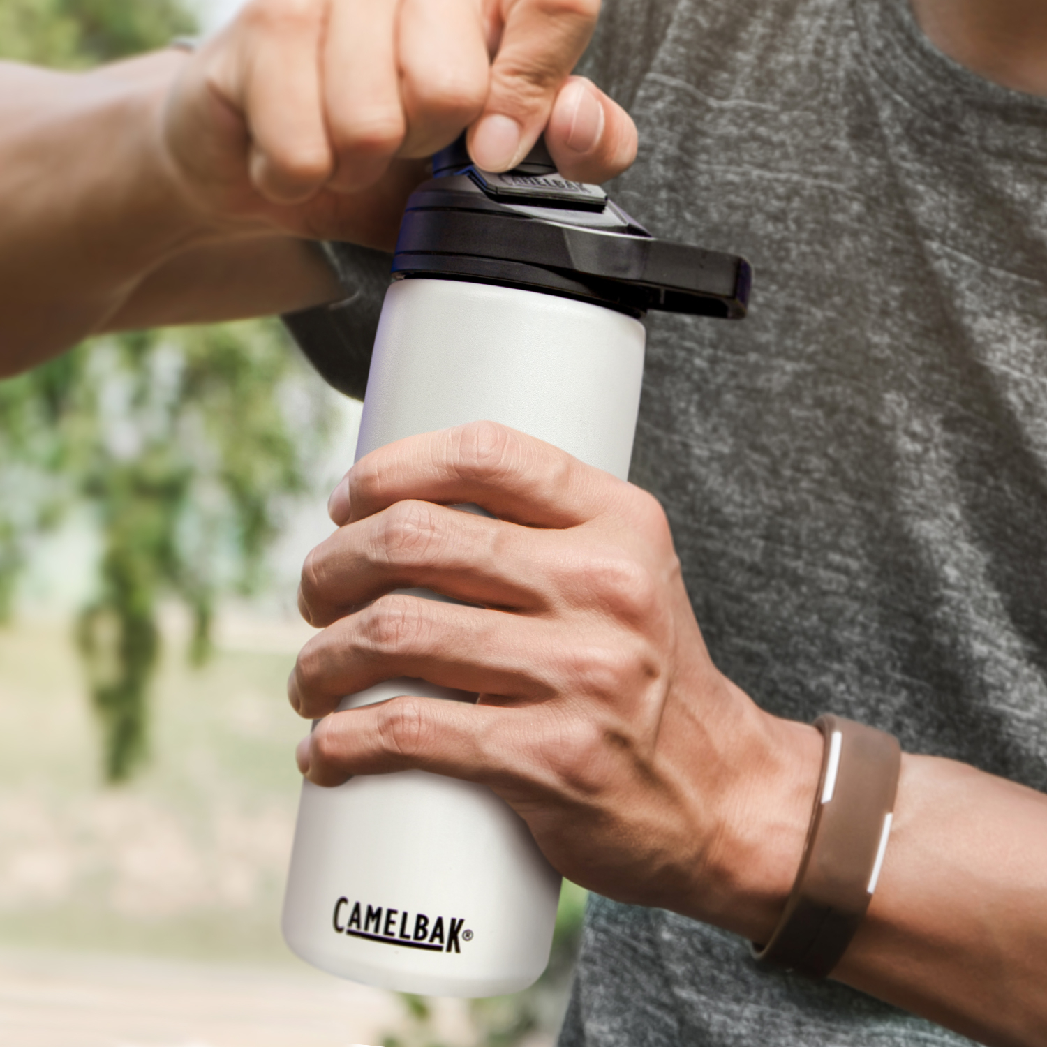 Mugs & Drinkware